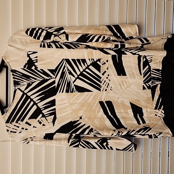 Chico’s Women’s Top Size 3 (XL) Black White Beige - Picture 6 of 8